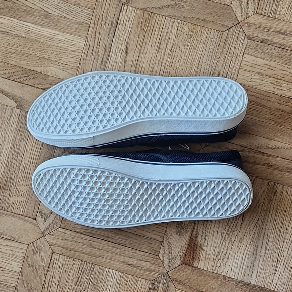 Revolution size 12 slip on shoes Men's - Picture 2 of 4